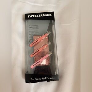 Tweezerman Micro Mini Tweezer Set in Pink